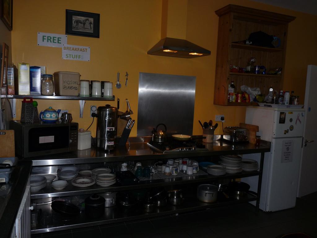 Macgabhainns Backpackers Hostel Kilkenny Exterior foto