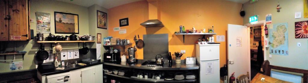 Macgabhainns Backpackers Hostel Kilkenny Exterior foto