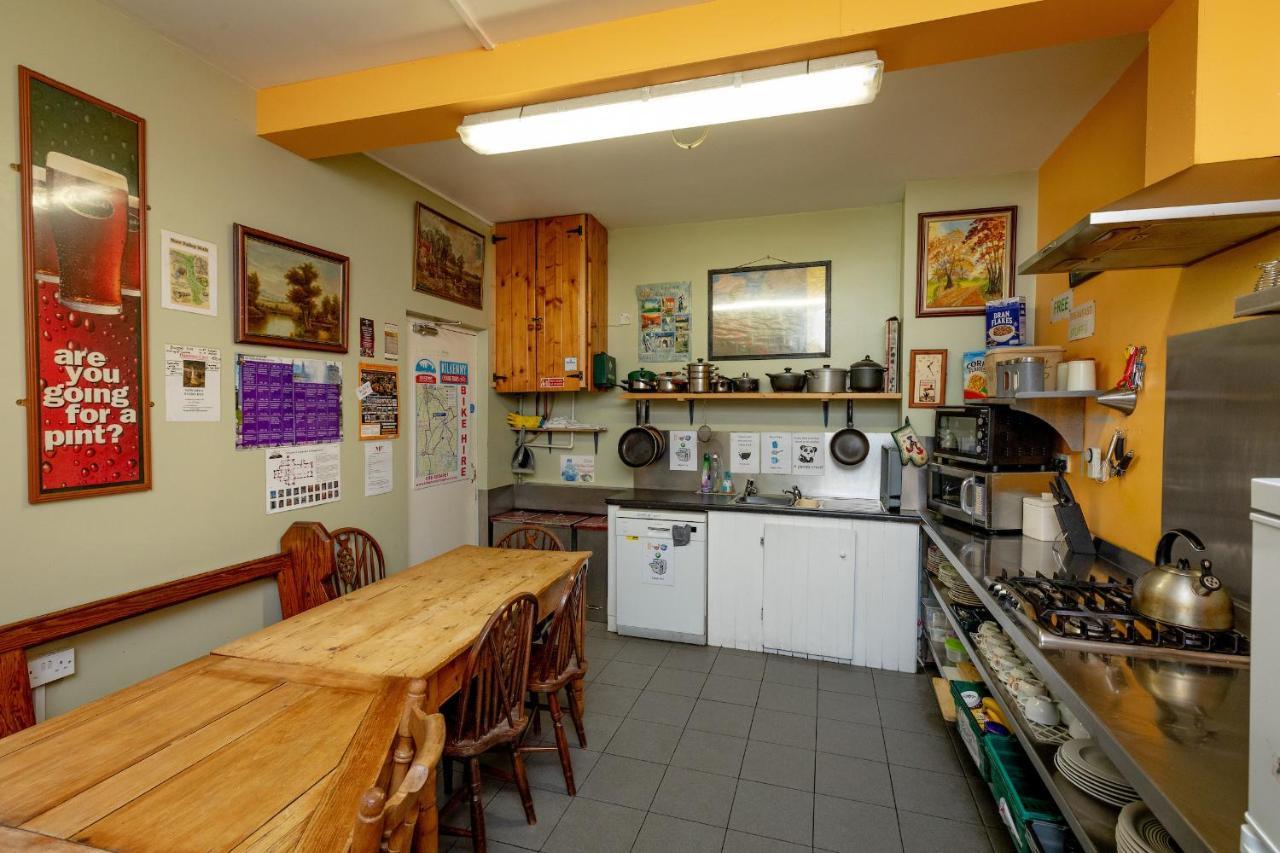 Macgabhainns Backpackers Hostel Kilkenny Exterior foto